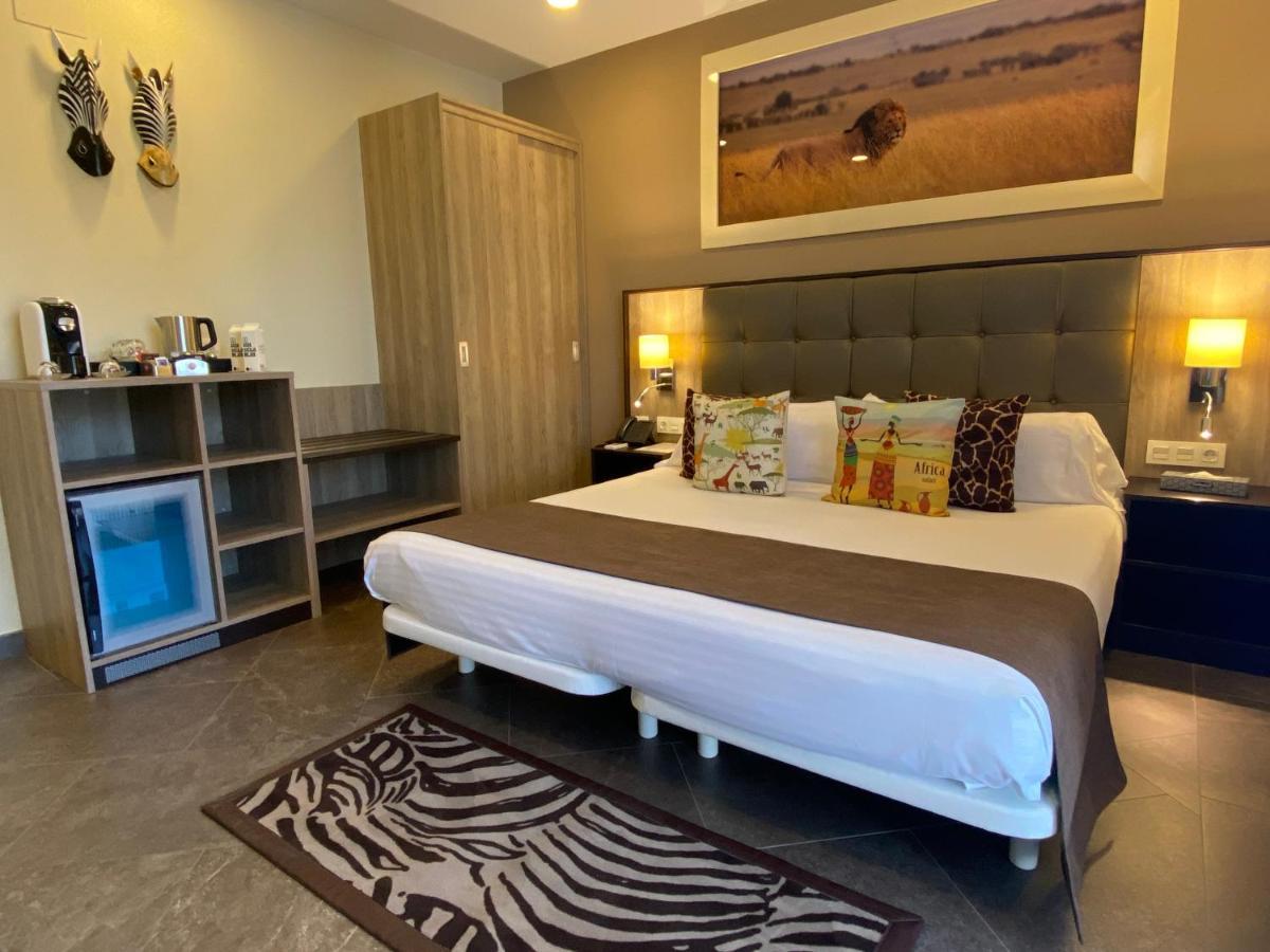 Hotel Admiral San Roque المظهر الخارجي الصورة