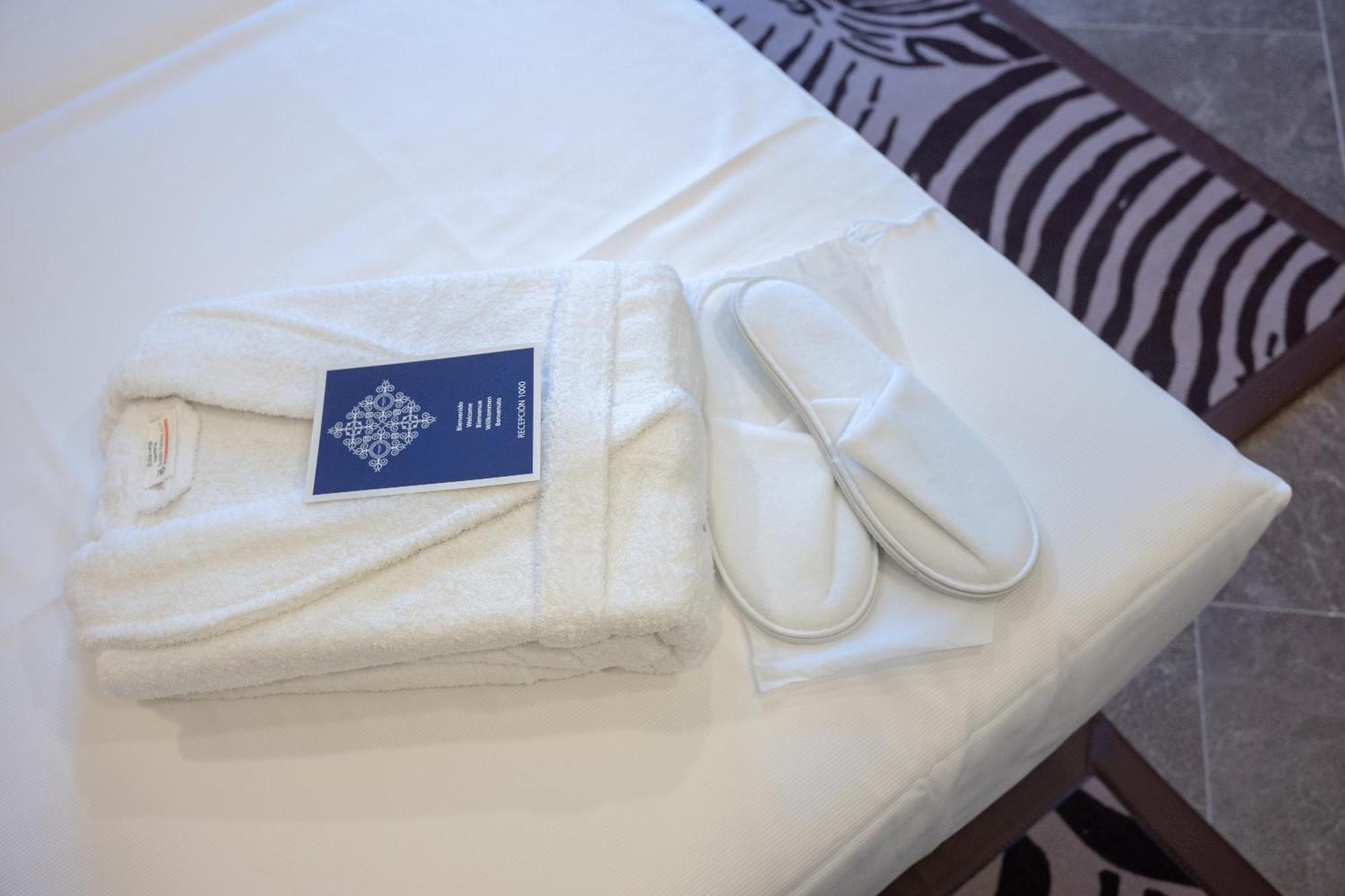 Hotel Admiral San Roque المظهر الخارجي الصورة