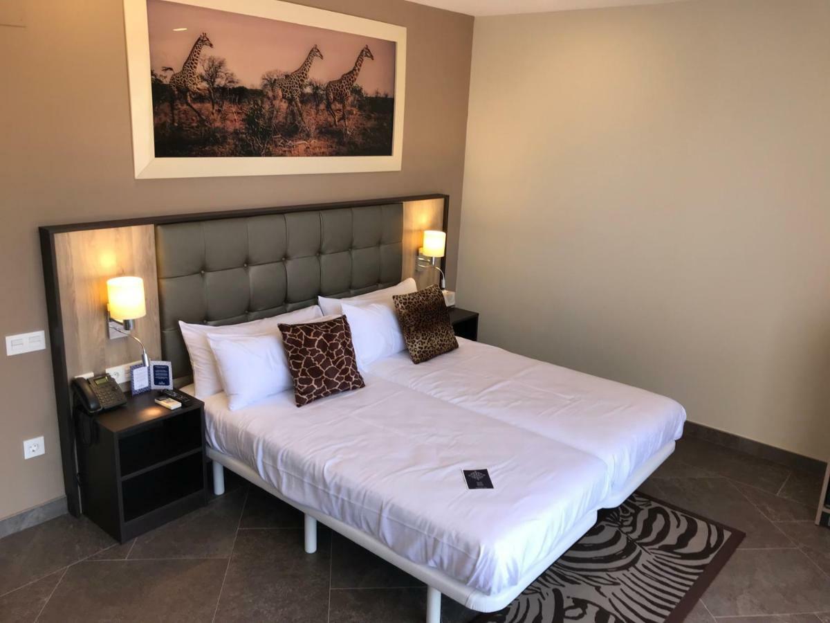 Hotel Admiral San Roque المظهر الخارجي الصورة